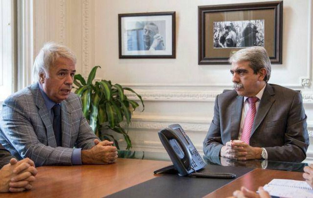 Siguen demor�ndose los fondos de la Naci�n para inundados
