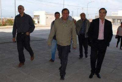 �Las Grutas recibe m�s turistas que Villa Gesell, casi lo mismo que Pinamar y la cuarta parte de Mar del Plata�
