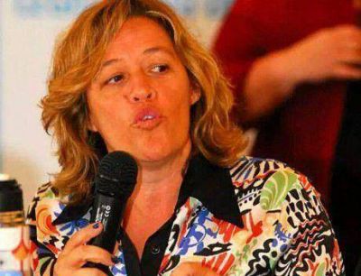 Andrea Garc�a: �una candidatura no se transmite a trav�s de un programa de chimentos�
