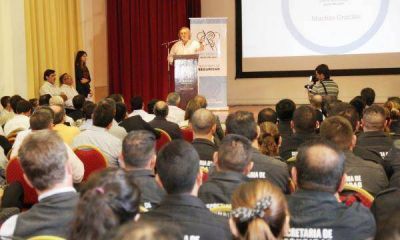 De la Torre distingui� a su Polic�a Municipal y critic� a la Local de Scioli