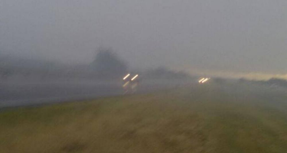 Ruta 9: Siguen trabajando por el humo del basural de Baradero