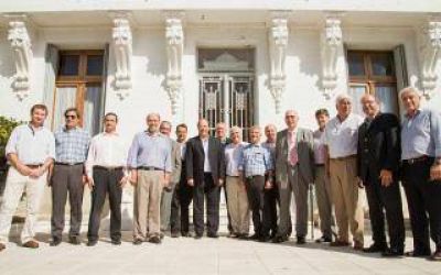 Intendentes radicales apoyaron el acuerdo con el PRO