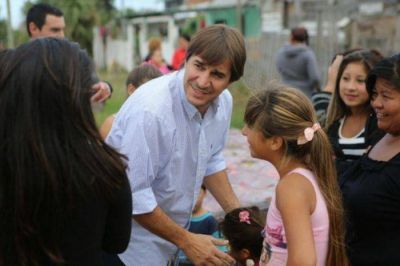 Faroni sali� de recorrida por los barrios y afirm� que �los vecinos se sienten solos y olvidados�