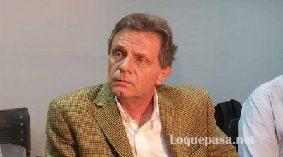 Pulti cuestion� a Insaurralde por tener una �actitud err�tica y especulativa�