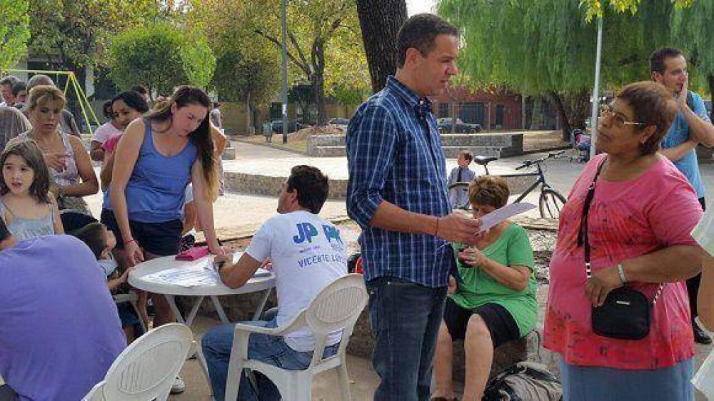 Leonardo Rial llev el programa HOGAR a vecinos de Villa Martelli