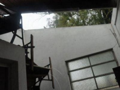 SEVEROS DA�OS EN UNA ESCUELA RURAL POR UN TEMPORAL EL PASADO VIERNES
