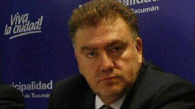 Denuncian por malversaci�n de fondos p�blicos a Domingo Amaya
