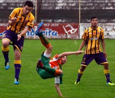 Rosario y Bella Vista siguen en lo m�s alto de la Liga del Sur