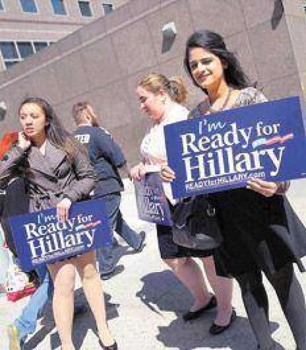 Hillary se lanza al ruedo