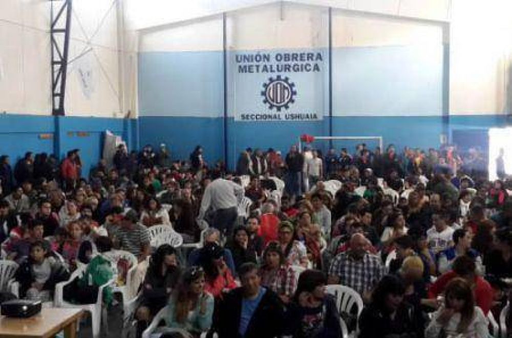 M�s de 600 personas recordaron a V�ctor Choque