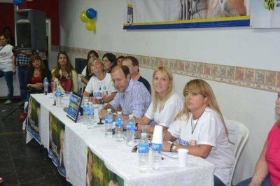 Bruna, en Pico, sigui� criticando a Verna