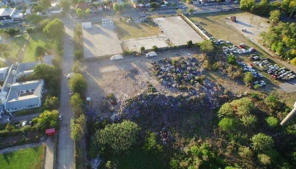 Denuncian que el Municipio instal� un nuevo basural a cielo abierto en 23 y 526