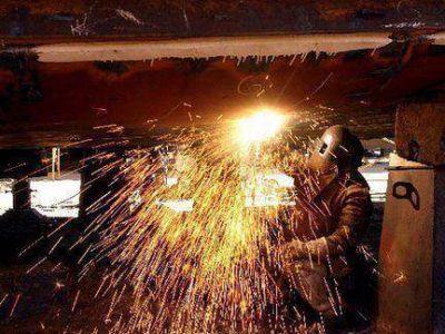 Trabajadores metal�rgicos piden un 32 por ciento de aumento