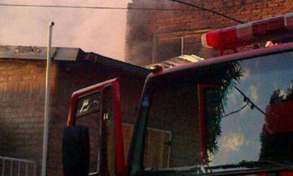Joven alcoholizada fue rescatada mientras se prendia fuego su departamento