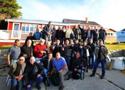 El segundo contingente de ex combatientes lleg� a Malvinas