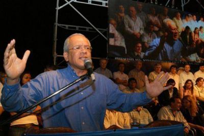 Isauro Molina: �En general hay consenso para que sea reelegida la gobernadora de la provincia�