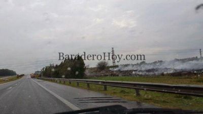 Por las redes sociales proponen enviar mails masivamente a la presidencia para erradicar el basural.