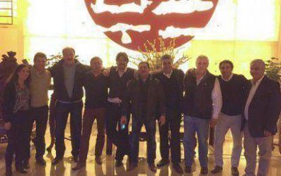 Fabi�n R�os en intercambio con funcionarios y dirigentes chinos