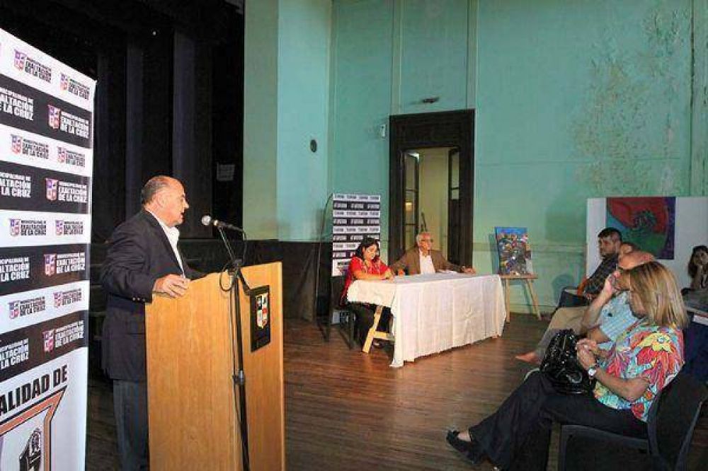 La Municipalidad de Exaltaci�n de la Cruz present� el Programa Integrar