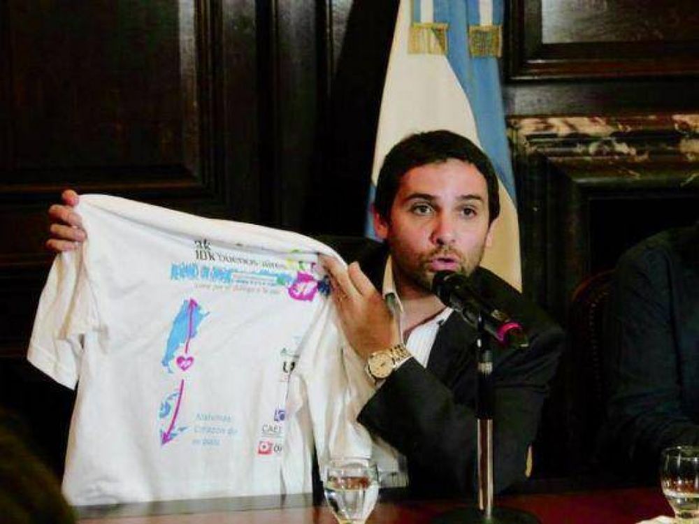 Juan Recce: �Una persona que no entiende la agenda de Malvinas no puede ser presidente�