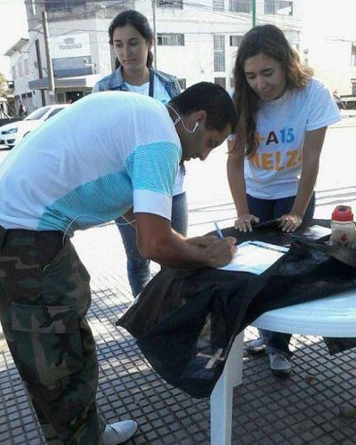 El massismo junta firmas contra la designaci�n de Carl�s