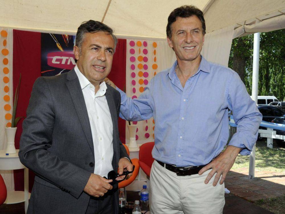 Macri organiza una millonaria cena en Mendoza