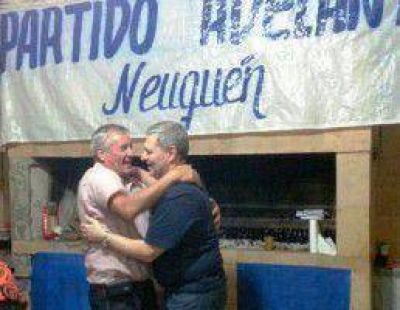 Singular �tercera fuerza� asociada al MPN