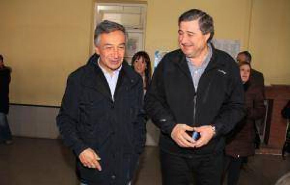 A Conti lo tienta m�s ir de vice de Basualdo que el Congreso