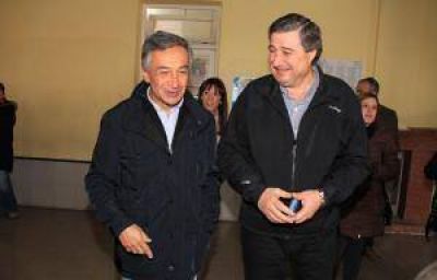 A Conti lo tienta m�s ir de vice de Basualdo que el Congreso