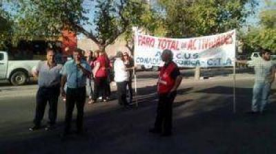  UNSJ: Docentes de paro definen ma�ana la continuidad de la medida