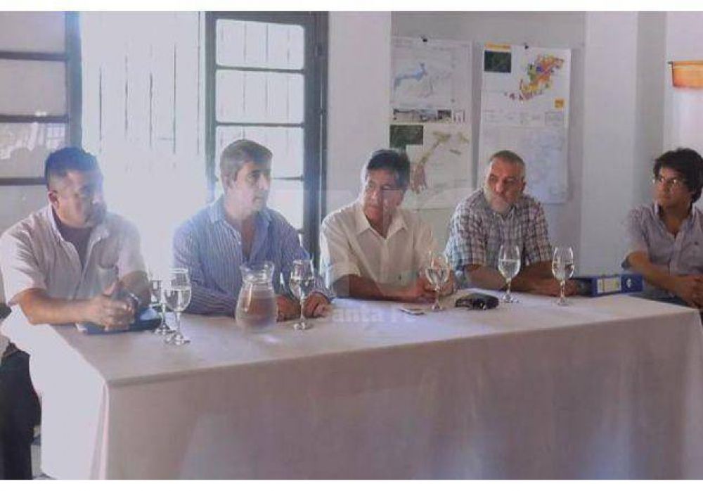 Rinc�n pone en marcha el sue�o de extender la red de gas natural a la ciudad