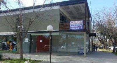 Unos 1500 locales cerrados