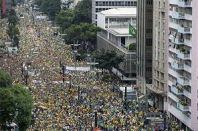 El gobierno de Dilma, dispuesto a escuchar el mensaje de la protesta
