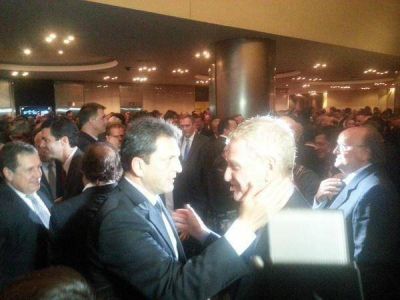 Urtubey fue la estrella en una cena donde estuvieron Scioli, Macri, Massa y empresarios