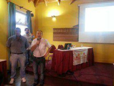 Monte: Se present� el nuevo curso �Adultos Mayores 2.0�.