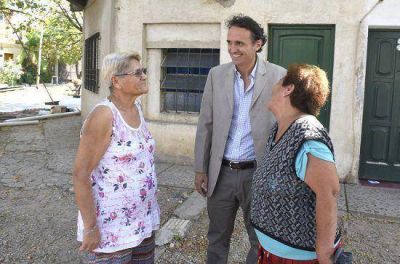 Katopodis supervis� una obra de repavimentaci�n en Villa Ballester
