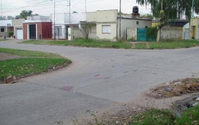 Un joven falleci� en el barrio Padre Varela en un choque entre motos
