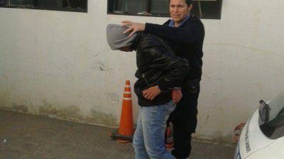 El hombre que se adjudic� el crimen de Flores volvi� a entregarse ayer