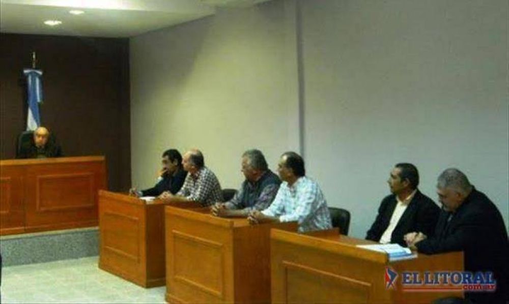 Condenaron a funcionarios de San Roque por irregularidades y p�rdidas de balances