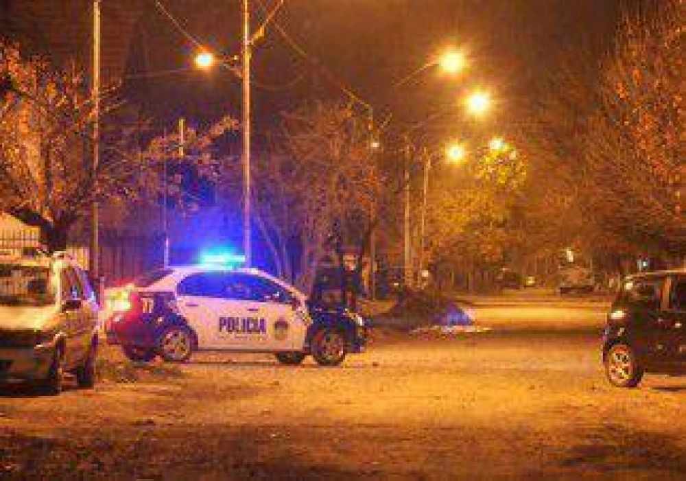 Padre furioso apale� a un polic�a 