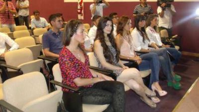 Lanzaron el certamen Miss Universo Corrientes a beneficio del Cardiol�gico
