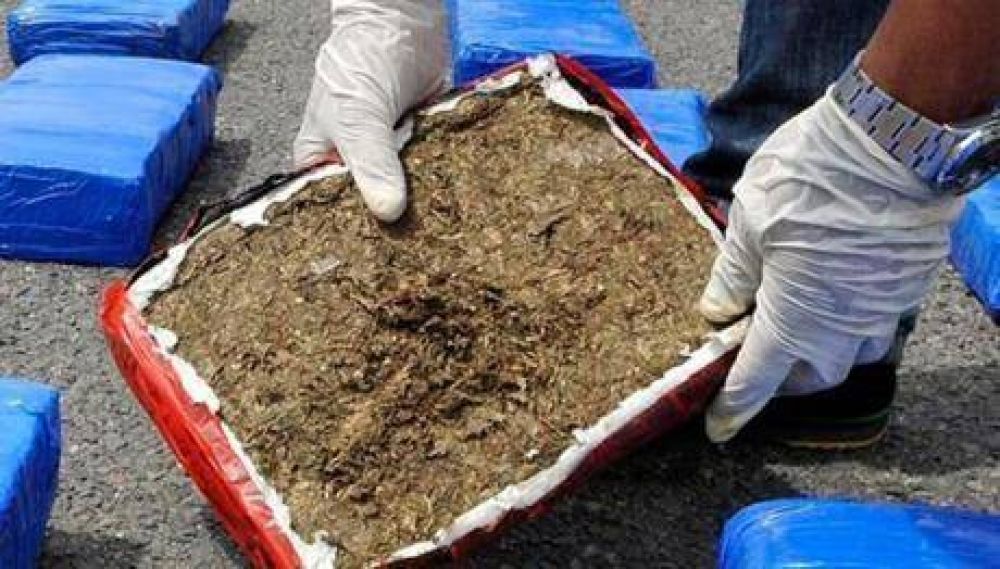 La Polic�a de Corrientes y la Federal secuestraron cargamento de marihuana