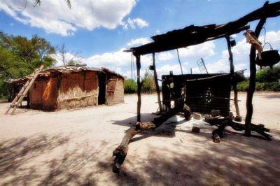 Cient�ficos de la UNLP realizan exploraciones en busca de agua dulce para un pueblo aborigen de Chaco