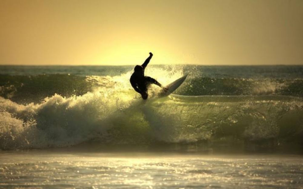 �El surf es un recurso importante en el trabajo por incluir socialmente a muchos j�venes�