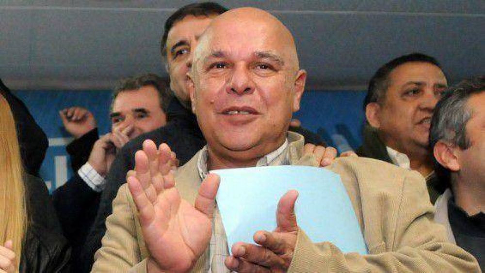 Arde Guaymall�n por el corte de boleta