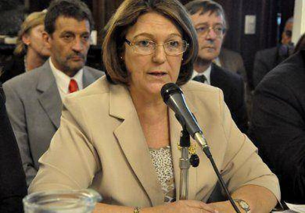 Cruces entre los trabajadores y la ministra de Salud por el Hospital Rivadavia