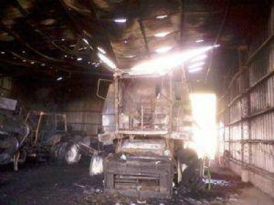 Voraz incendio en Gobernador Ugarte