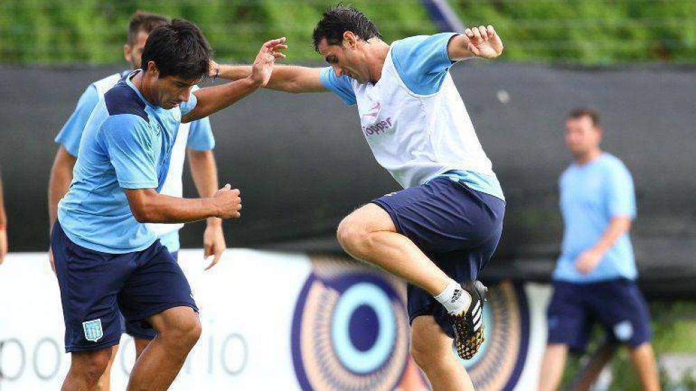 Luego del triunfo y el liderazgo, Racing recibi� otra buena noticia: Lollo trabaj� a la par del plantel