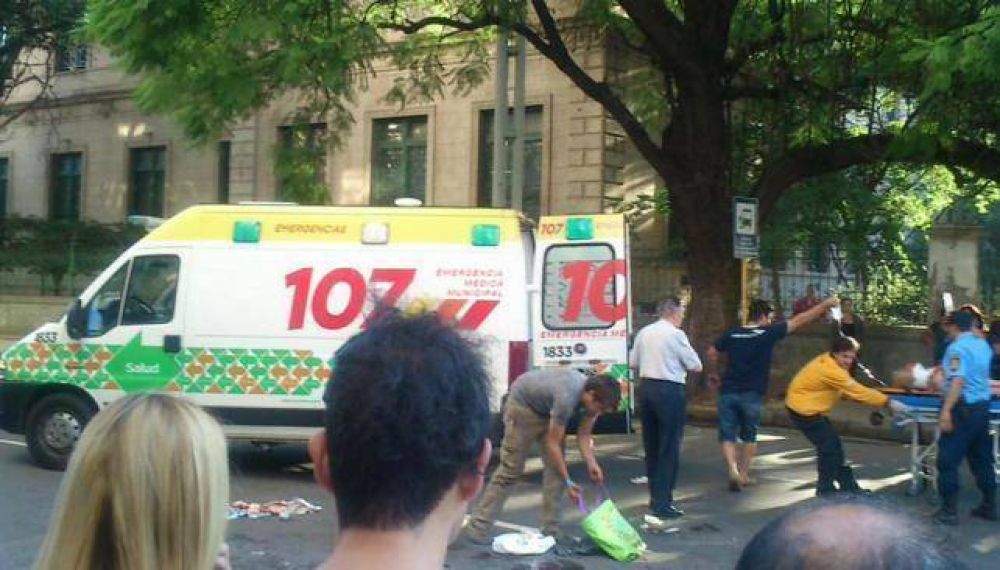 Otra persona mayor atropellada por un colectivo en C�rdoba