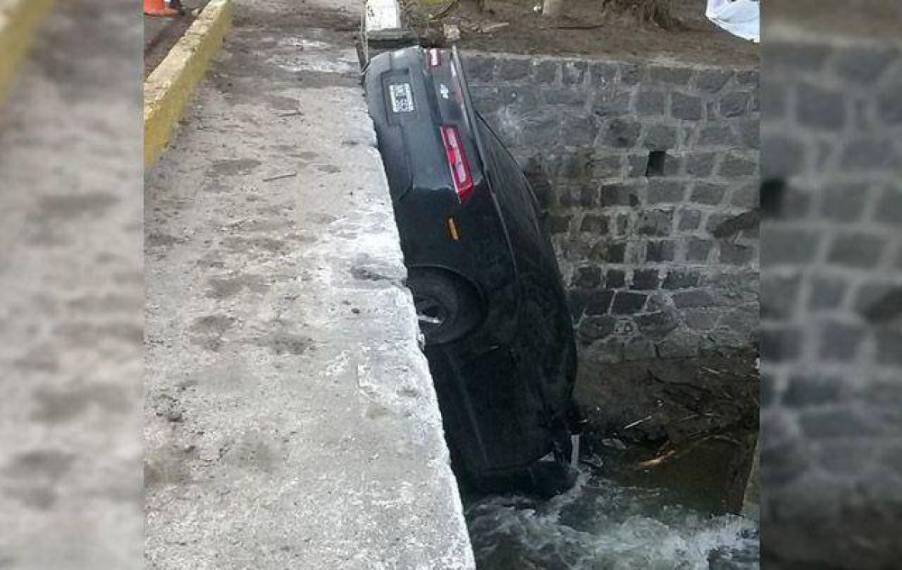 Agravan imputaci�n al hijo del Pato Cabrera por vuelco fatal